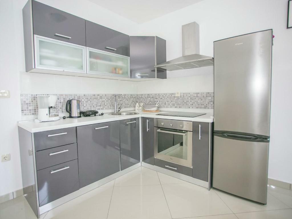 Sesar Apartments Krk - No. 3 Cvita Đảo Krk Ngoại thất bức ảnh