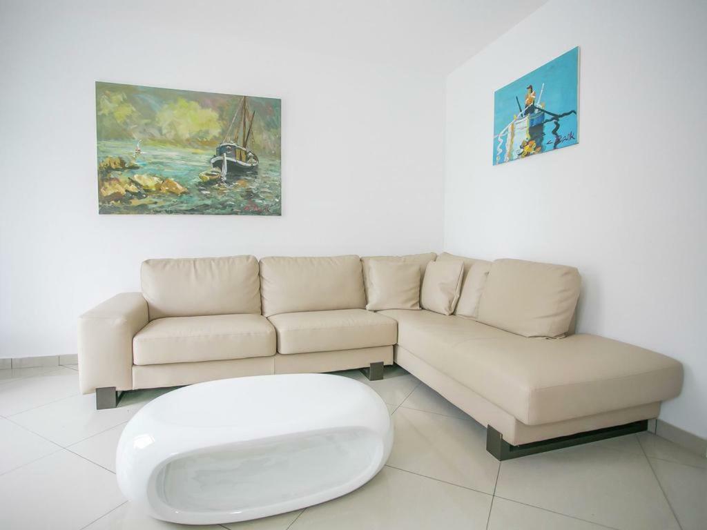 Sesar Apartments Krk - No. 3 Cvita Đảo Krk Ngoại thất bức ảnh